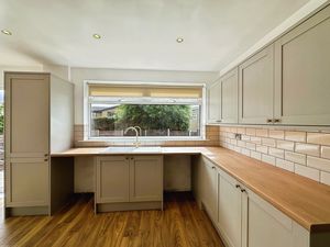 Kitchen- click for photo gallery